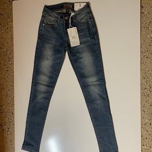 NWT .. H & G Premium Denim Jeans … Size 1